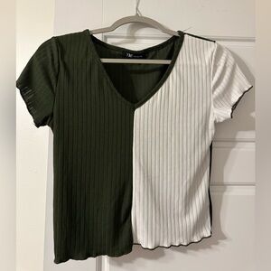 Women's Green and White Ribbed Cropped Top